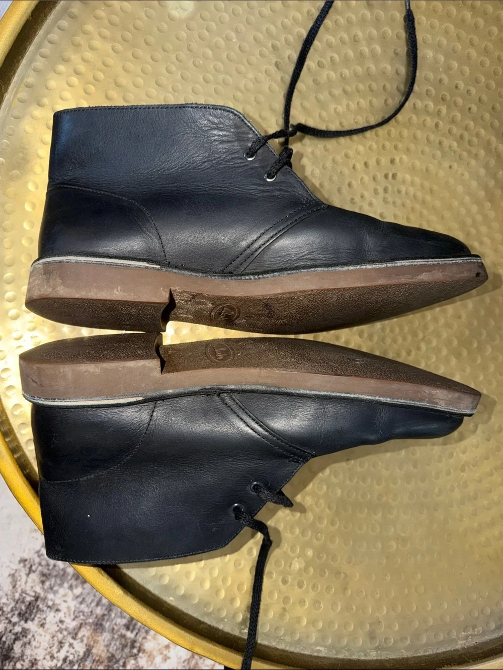 Men's Clarks Black Leather Lace-Up Chukka Boots